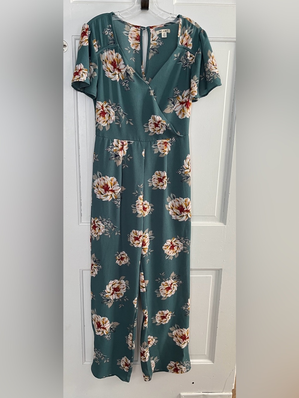 Miami Size Medium Floral Jumpsuit
